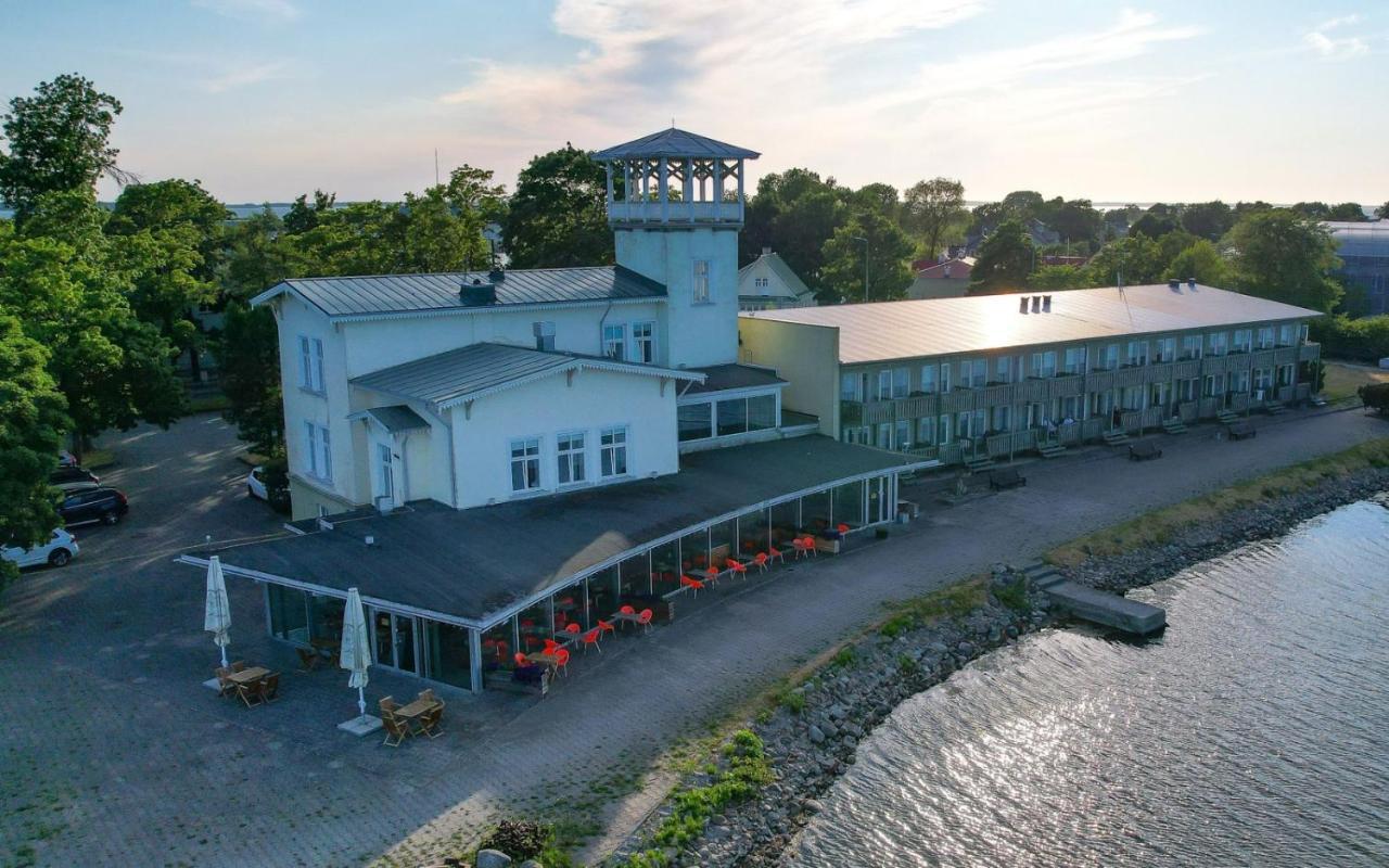 Hotel Promenaadi Haapsalu Exteriér fotografie